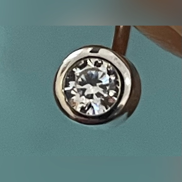 Chic & Artsy Sterling Silver Dainty Hug Hoop CZ Earrings *New* OS - Picture 4 of 6